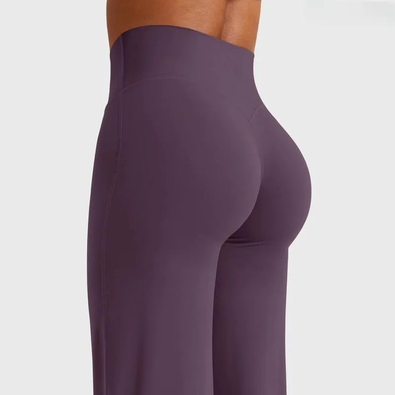High-waisted straight-leg, seamless front-facing women's yoga leggings