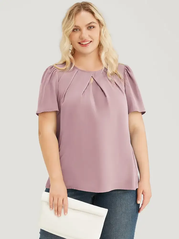 Solid Pleated Detail Keyhole Puff Sleeve Blouse