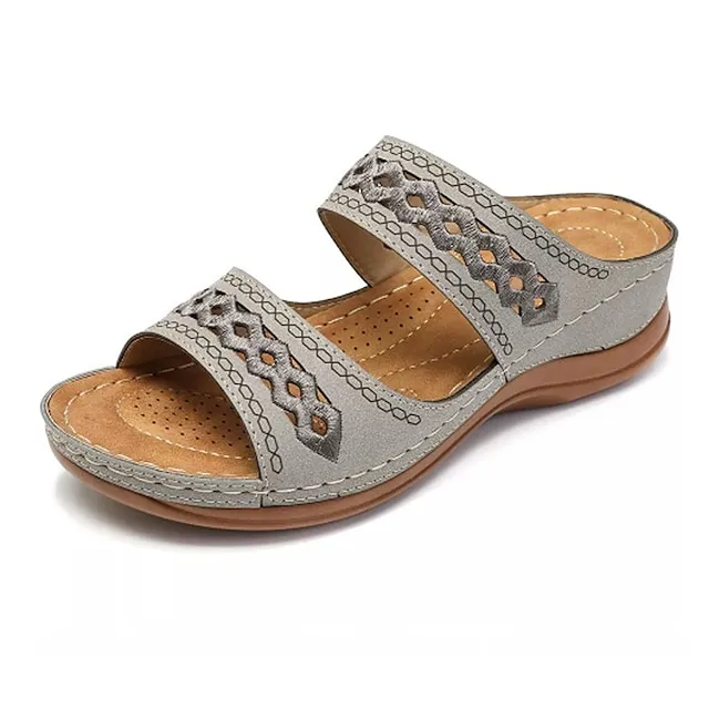 Women's Sandals Slippers Casual Daily Beach Solid Colored Summer Spring Cut Out Embroidery Wedge Heel Round Toe Casual Minimalism Synthetics Loafer Wine