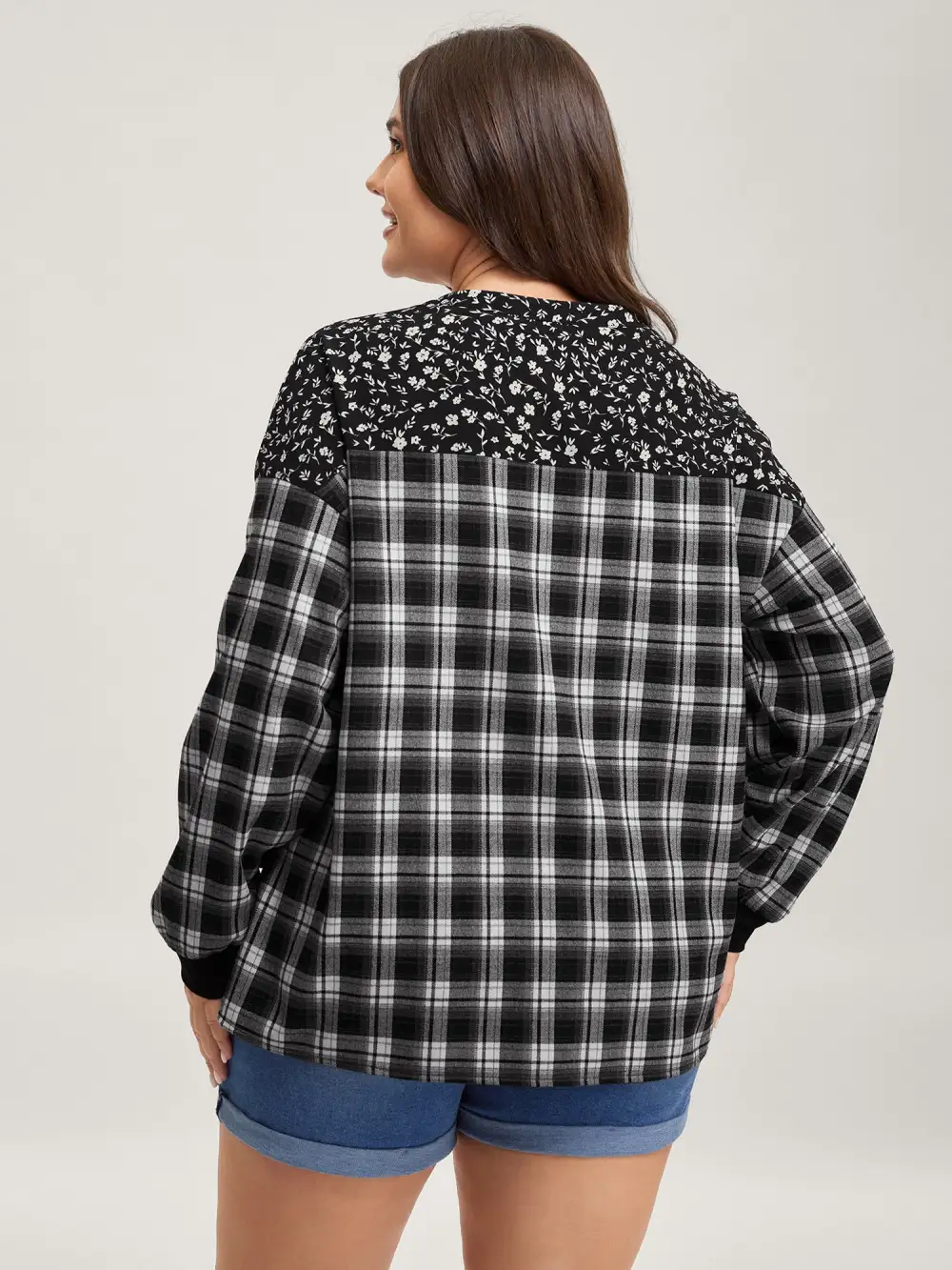 Checkered Print Contrast Notched Collar Sweatshirt