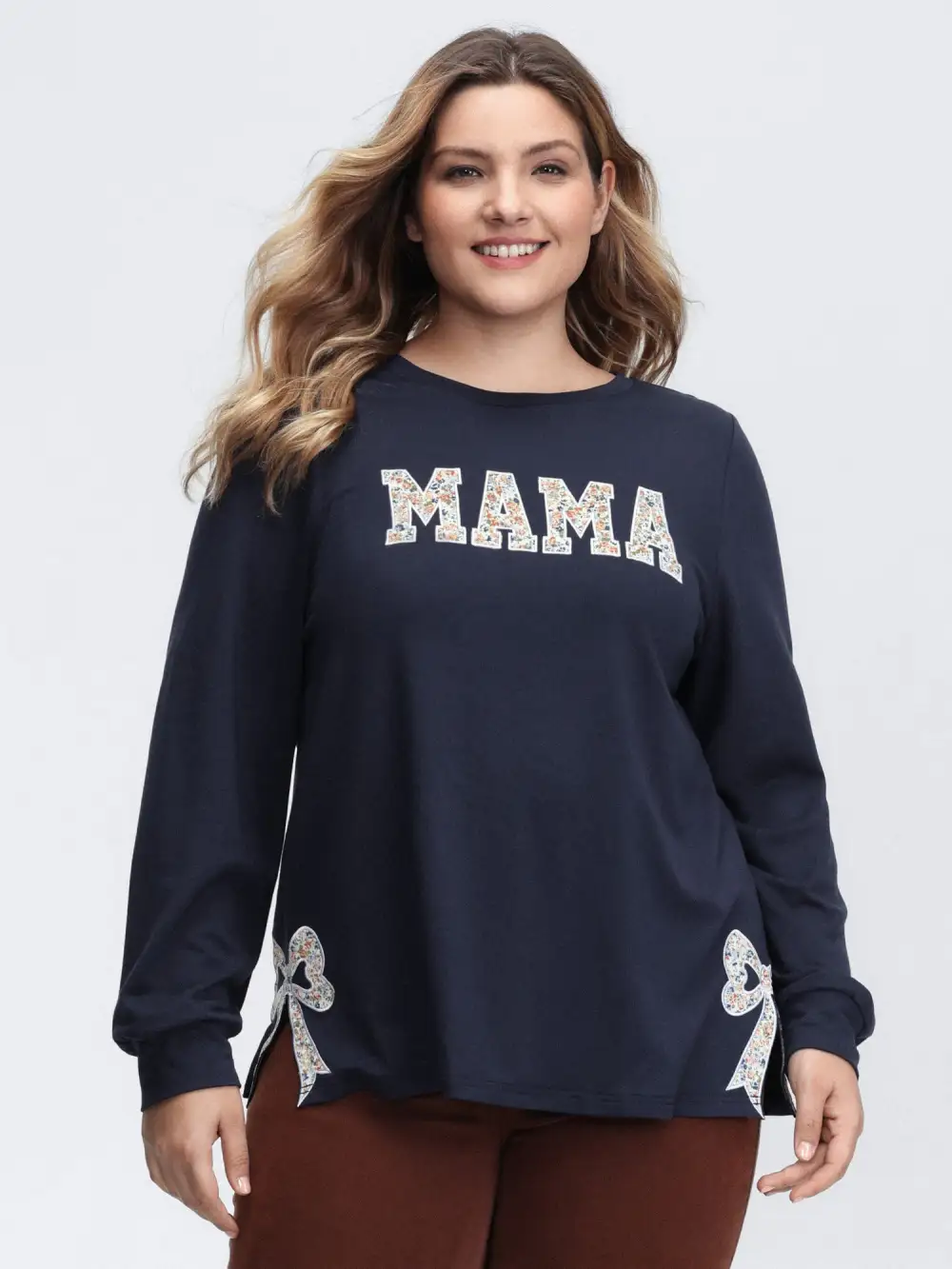 Mama Applique Embroidery Round Neck Sweatshirt