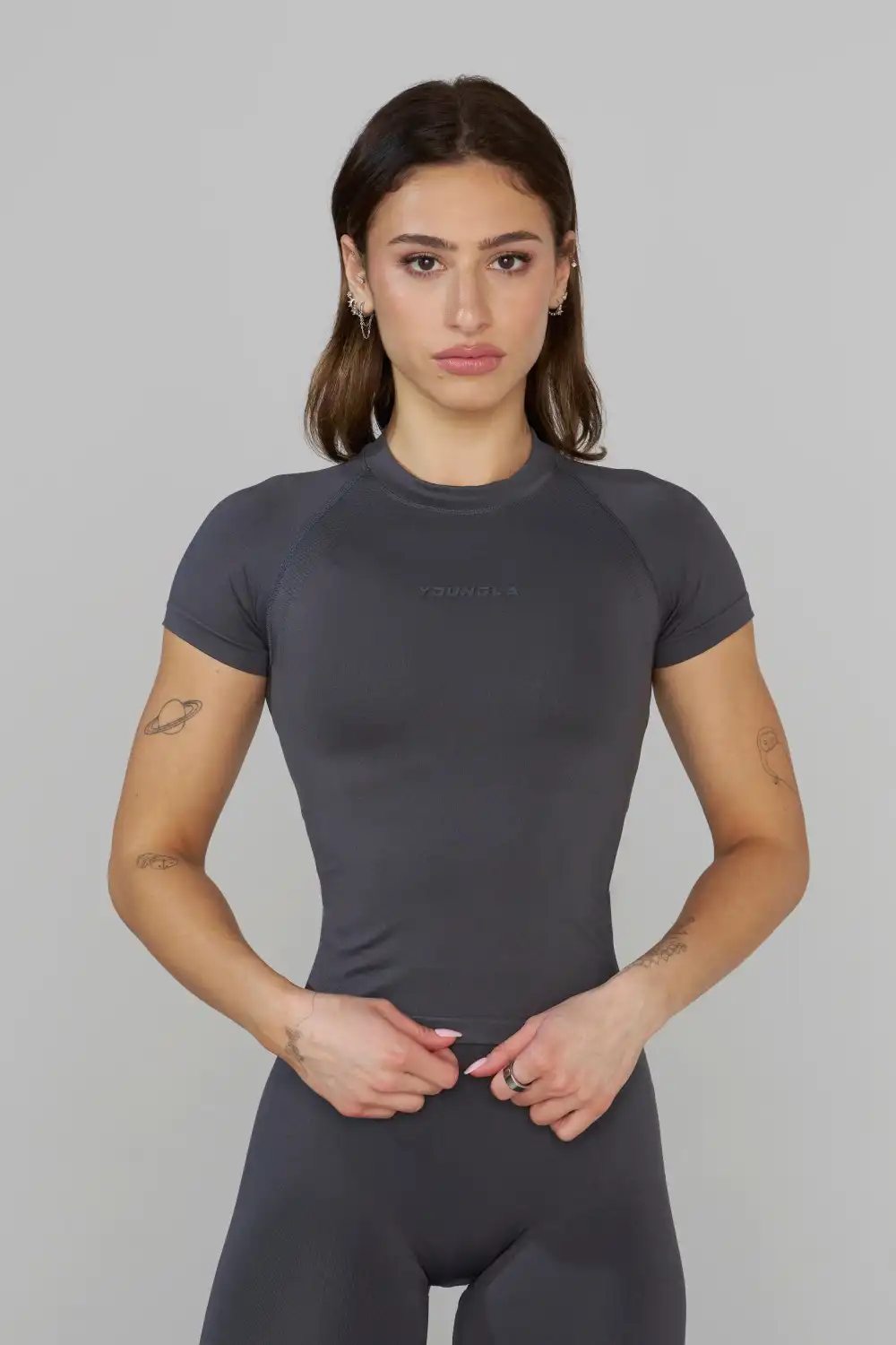 W446 Seamless Curve Compression Tee