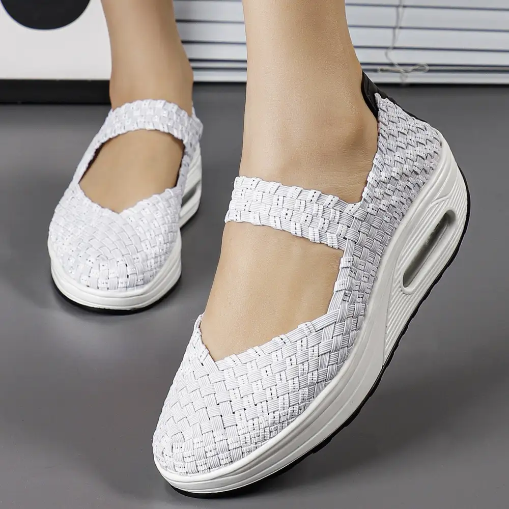 Lightweight Breathable Casual Shoes WS21