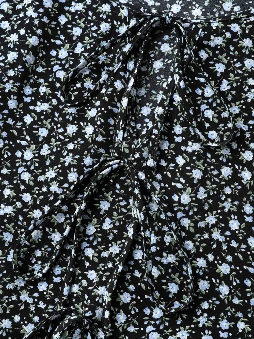 Ditsy Floral Print Bow-Tie Blouse