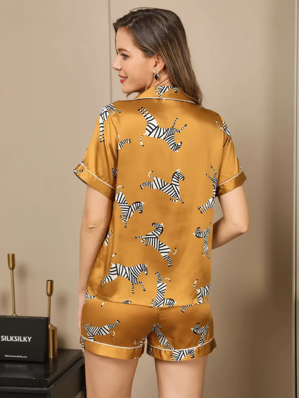 2Pcs Pure Silk Zebra Pattern Piping Trim Short Pajamas
