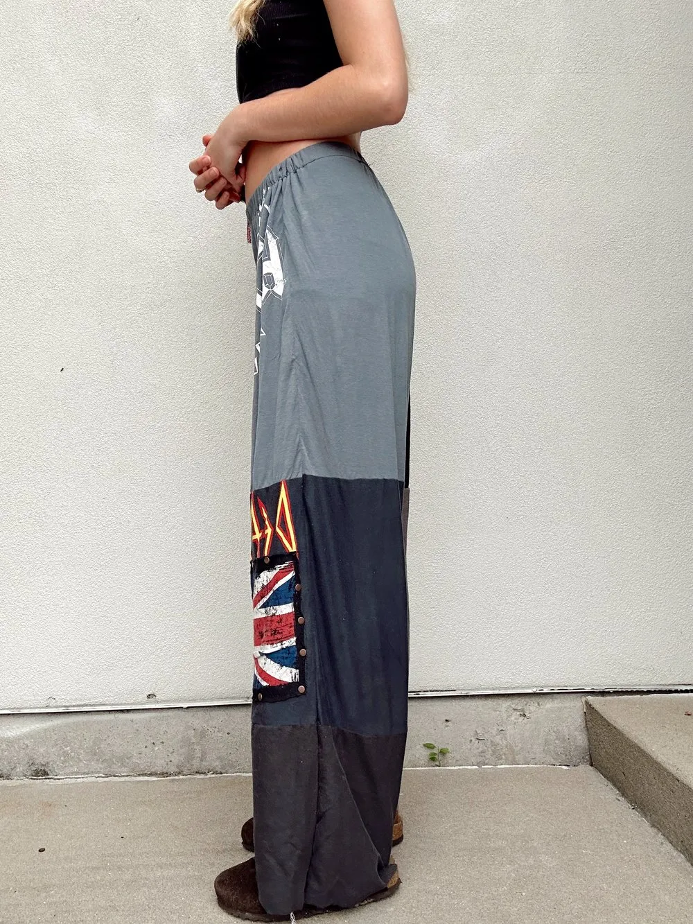 QUEEN BAND TEE PANTS