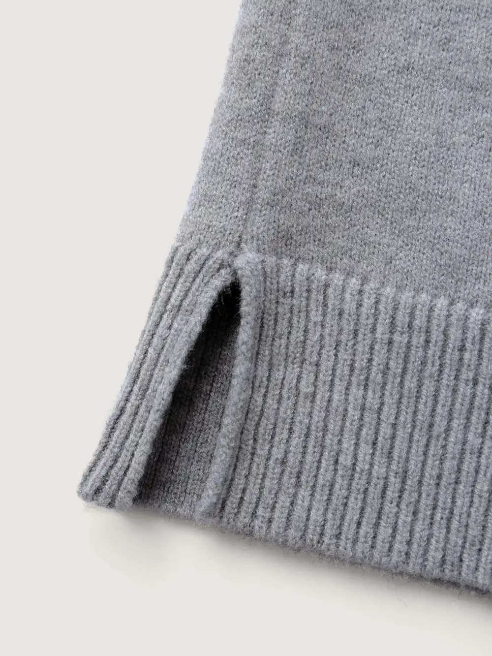 Bow Detail Ribbed Hem Pullover
