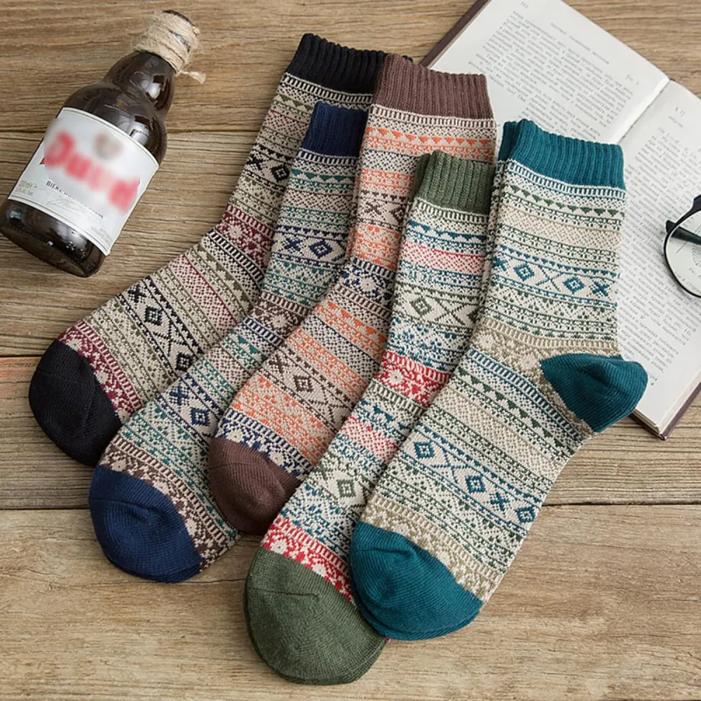 Clothirily Wool Socks- Thick Soft Wool Socks for Women, Vintage Warm Womens Wool Socks, Winter Warm Boot Socks for Women Men