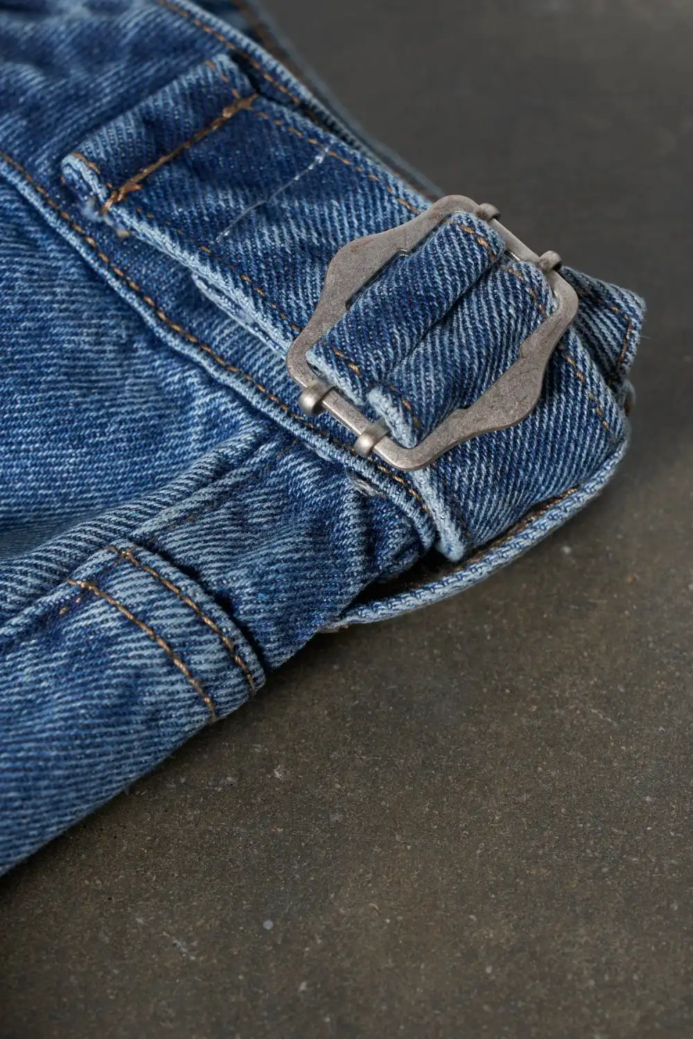 W242 Straight Leg Cargo Jeans
