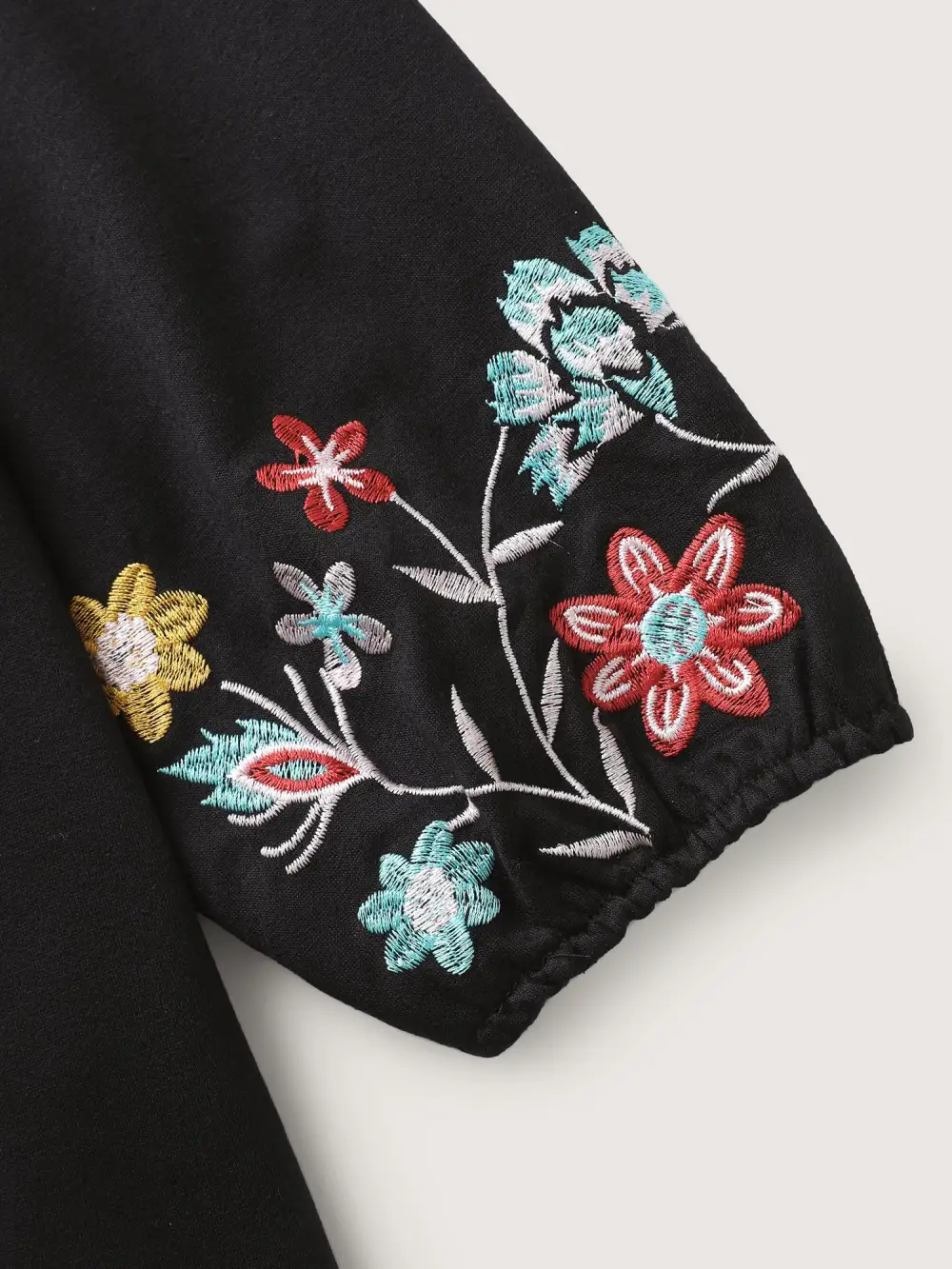 Floral Embroidery Mesh V-Neck Sweatshirt