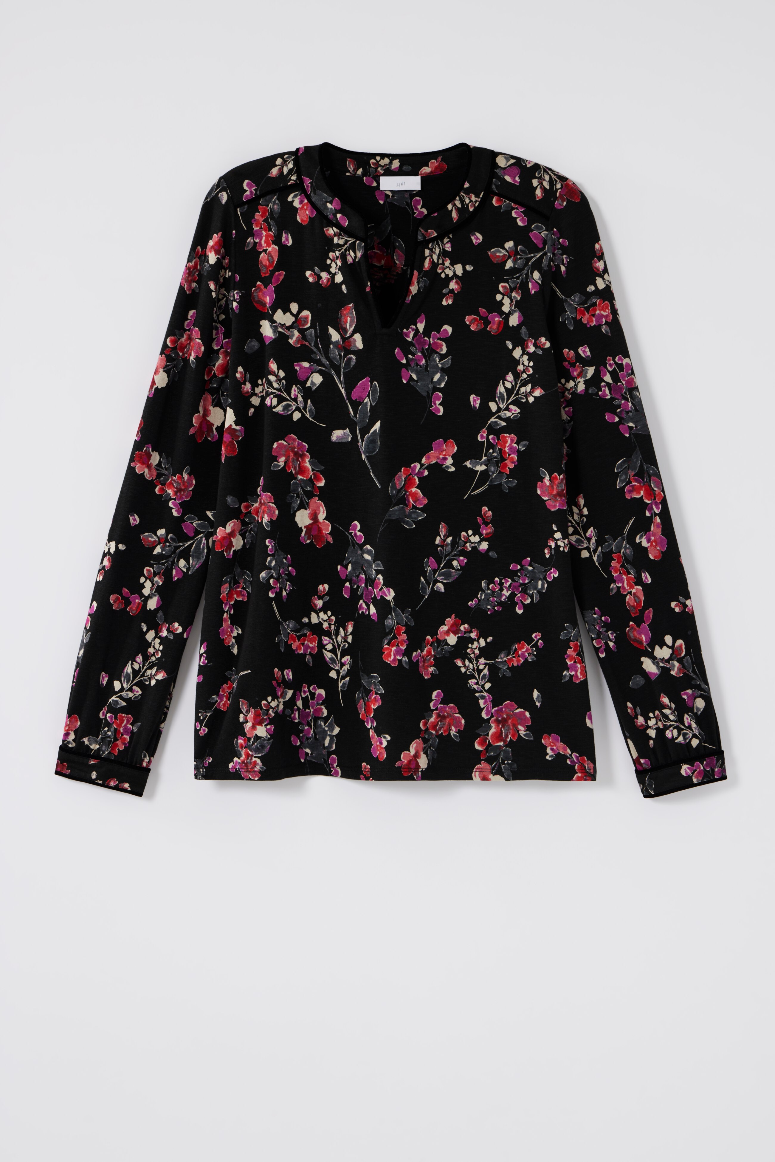 Velvet-Piped Top