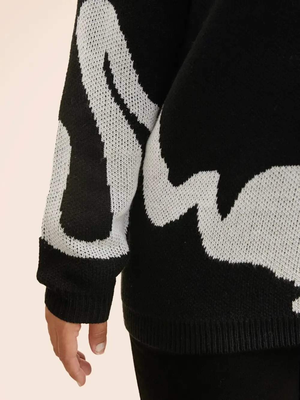 Mystic Cat Knit Crew Neck Pullover