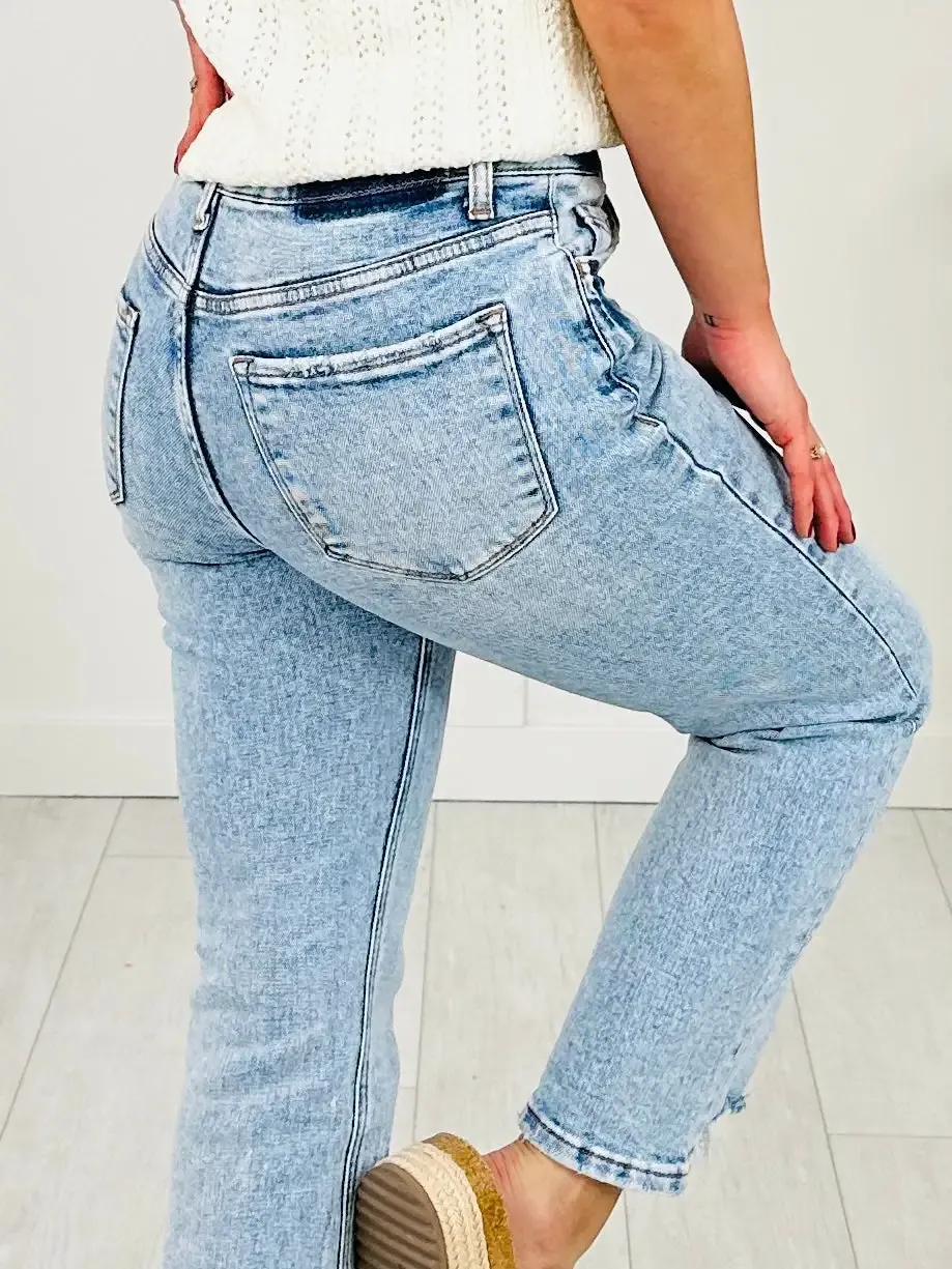 You're My Lover 3.0 Non Distressed Cropped Straight Jeans