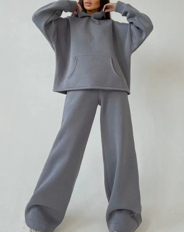 Two-piece Women's Hooded Pocket Sweater Suit