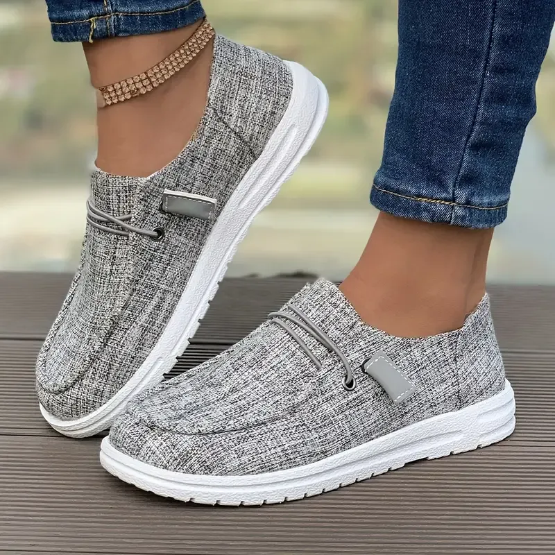 Vibrant Stripe Pattern Low Cut Sneakers - Fashion Sneakers with Wear-Resistant Non-Slip Canvas, Casual Versatile Slip-On Design, Breathable Comfort, and Easy Walking Experience