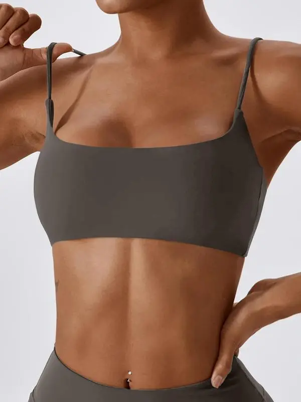Women's Solid Wireless Sports Bra – Breathable Strappy Activewear Top
