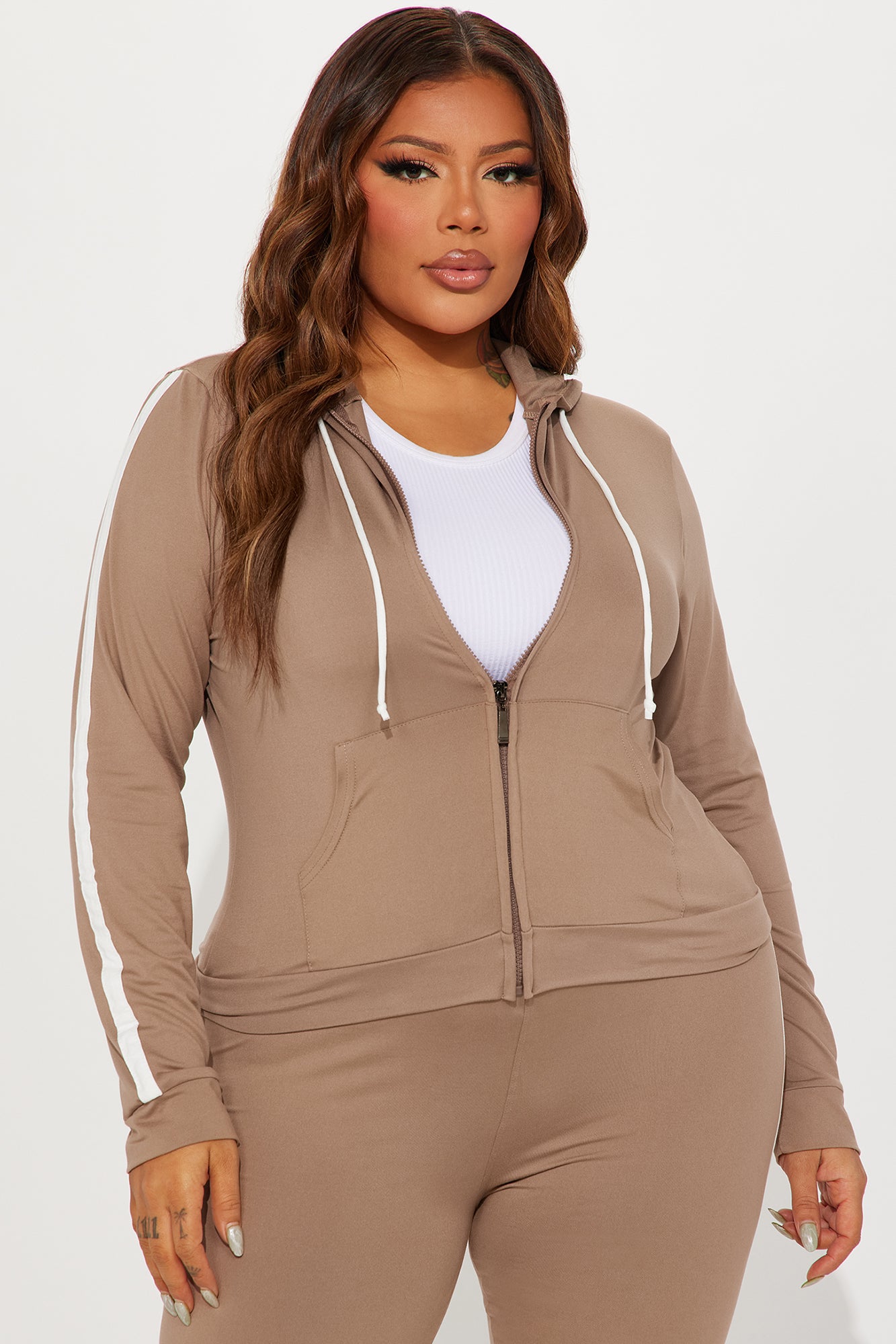 Tennis Courts III Zip Set - Taupe