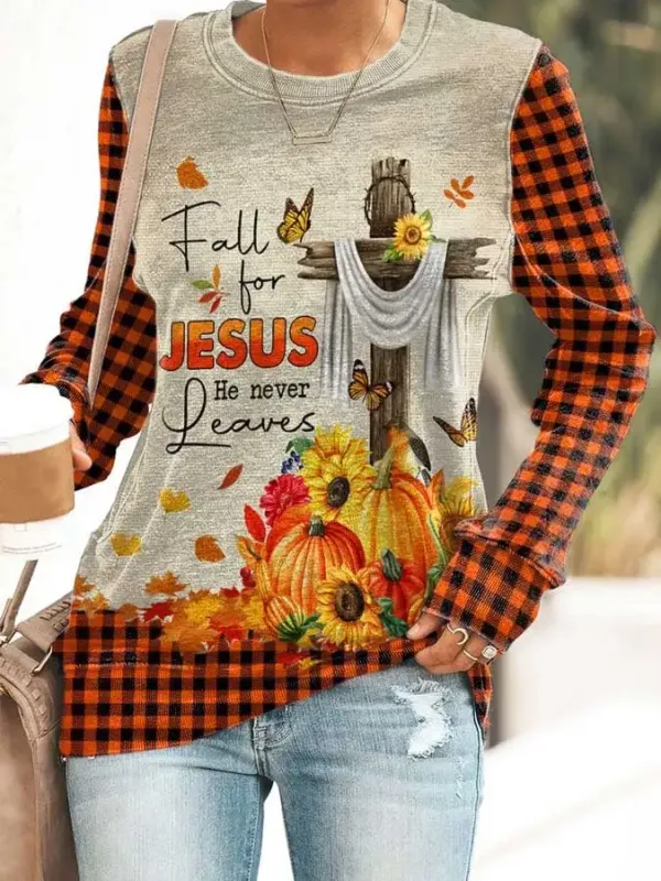 Thanksgiving Fall For Jesus He Never Leaves Plaid Pumpkin Print Sweatshirt