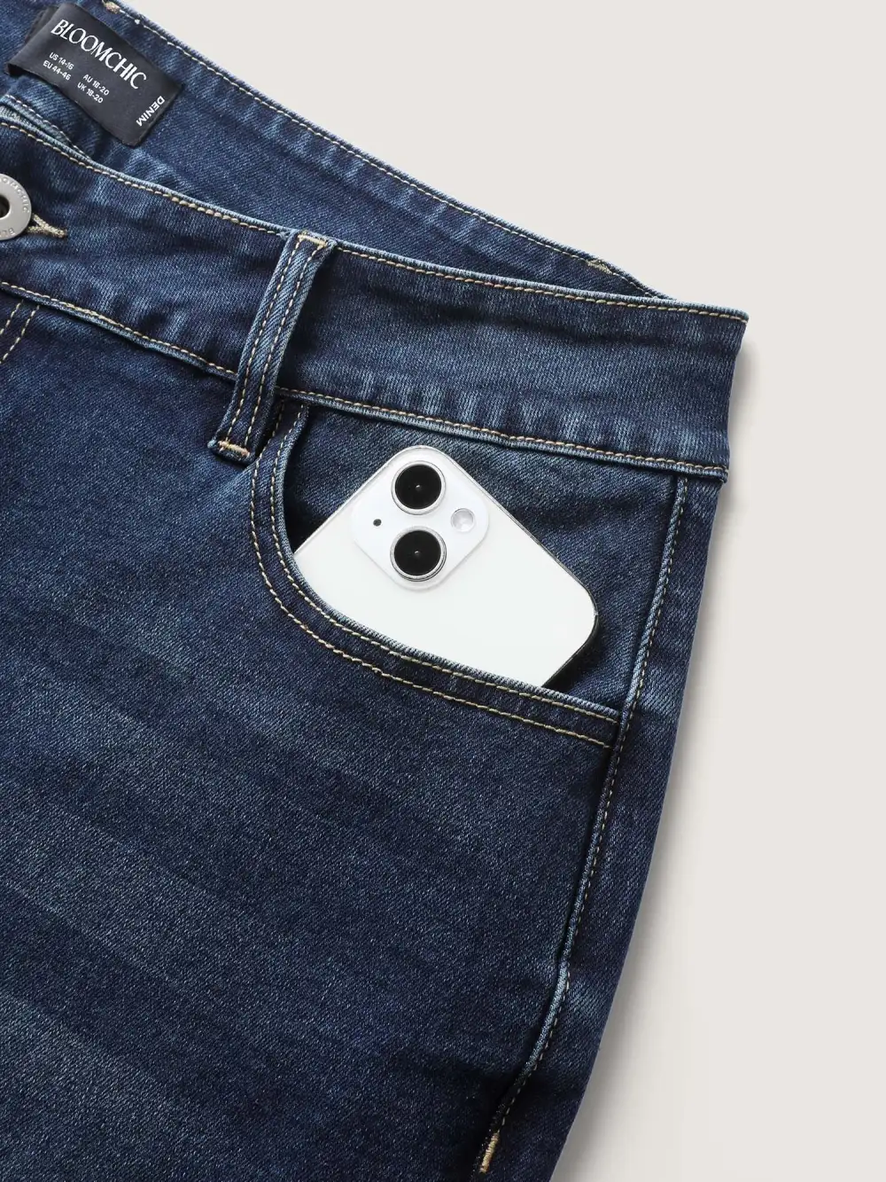 Retro Wash Straight-Leg Jeans