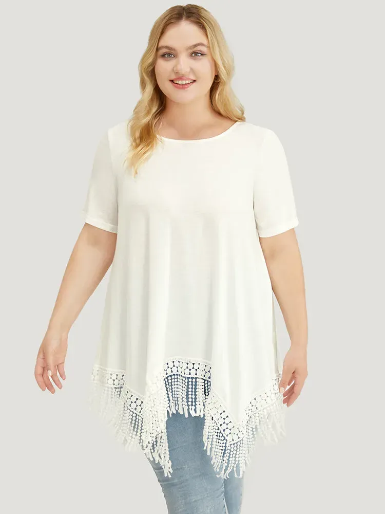 Solid Round Neck Lace Fringe Hem T-shirt
