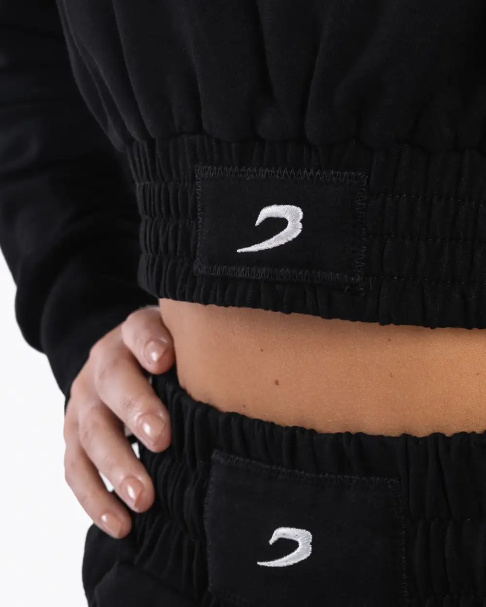 Kim Cropped Hoodie - Black