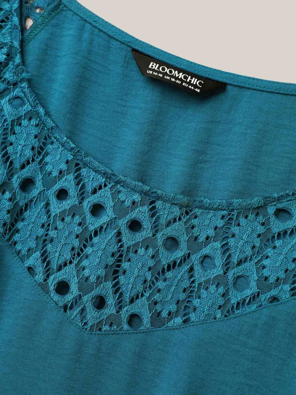 Lace Cut-Out Raglan Sleeve Pockets Midi Dress