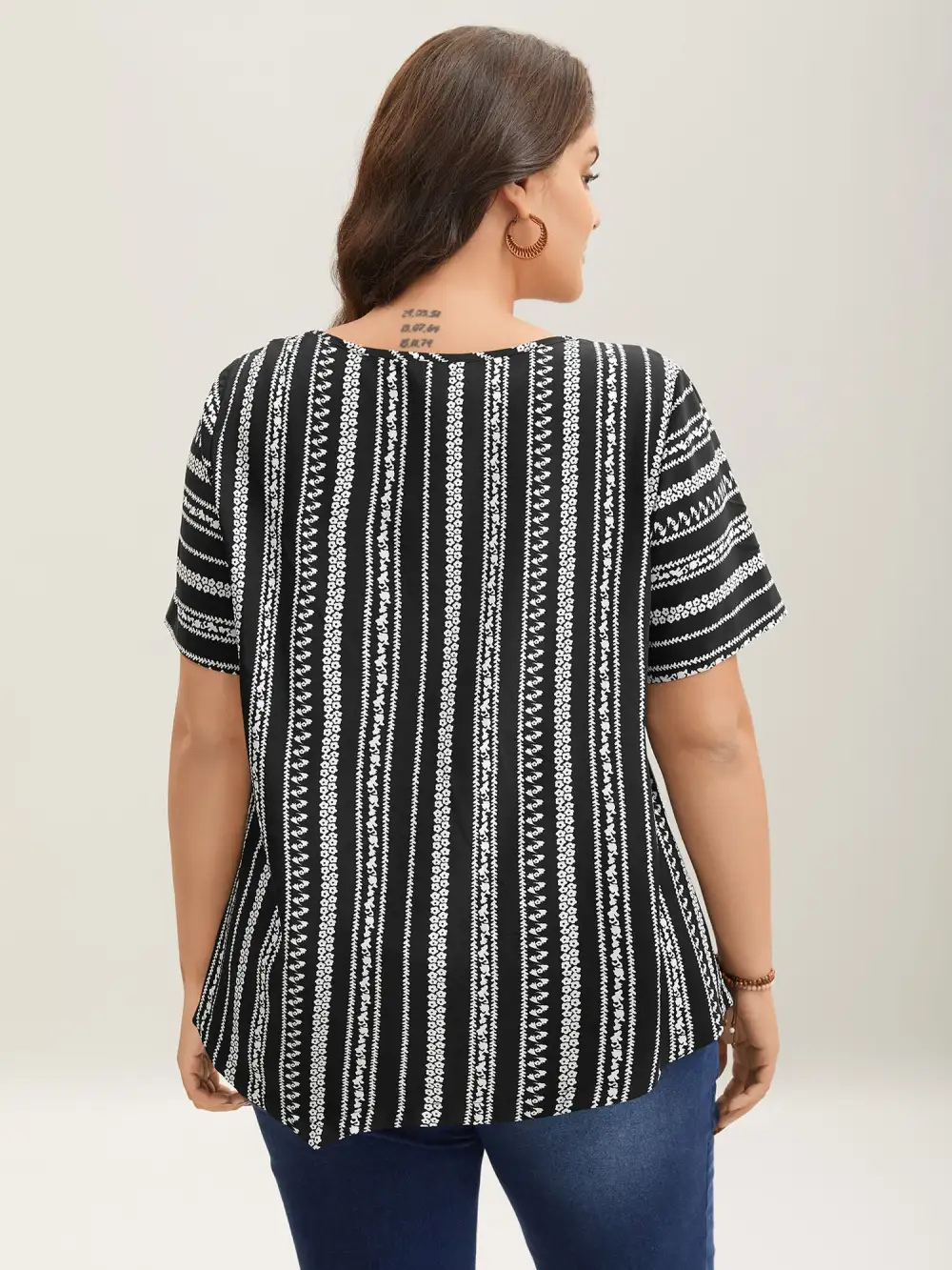 Striped Overlap Print Curvy Hem Blouse
