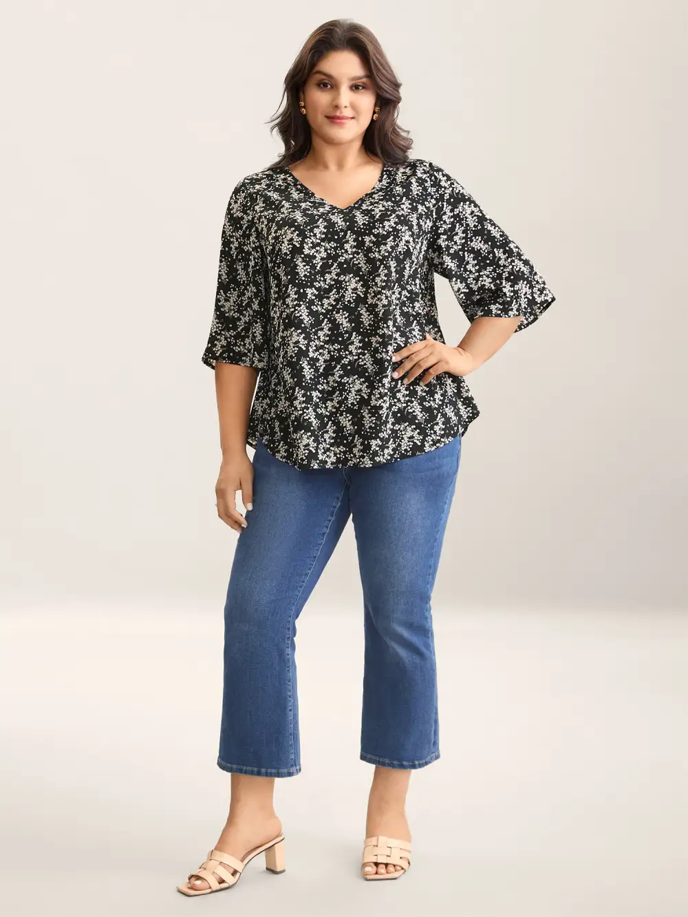 Floral Print Curvy Hem V-Neck Shirt