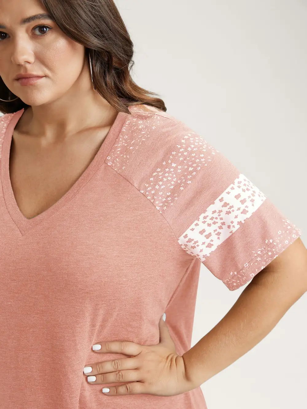 Ditsy Floral Colorblock Contrast Raglan Sleeve T-shirt