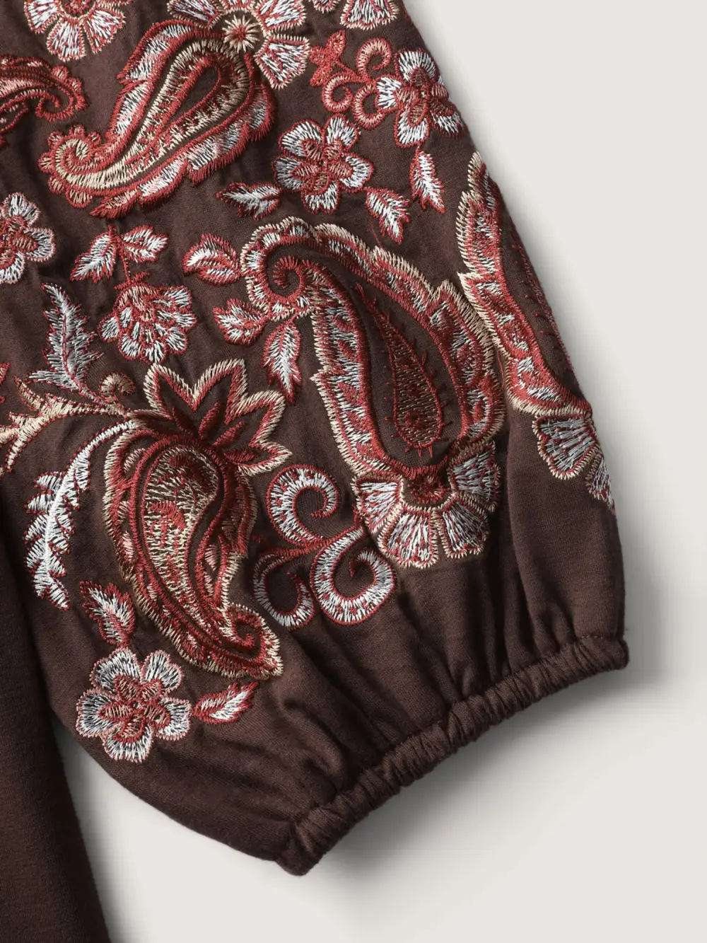 Floral Embroidered Ruffled Collar Top