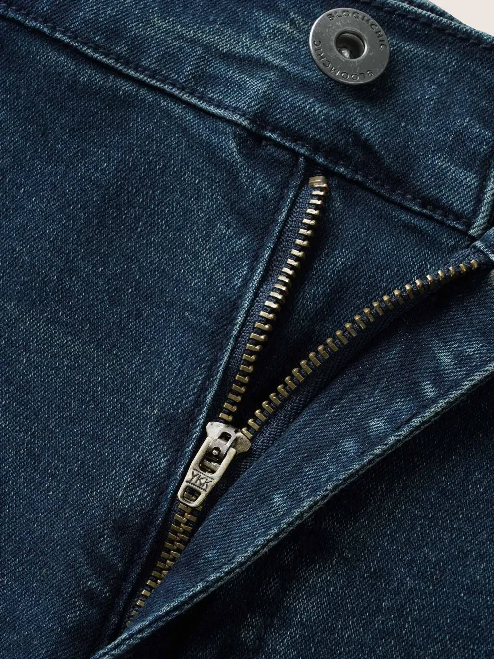 Vintage Dark Wash Slit Hem Cropped Jeans