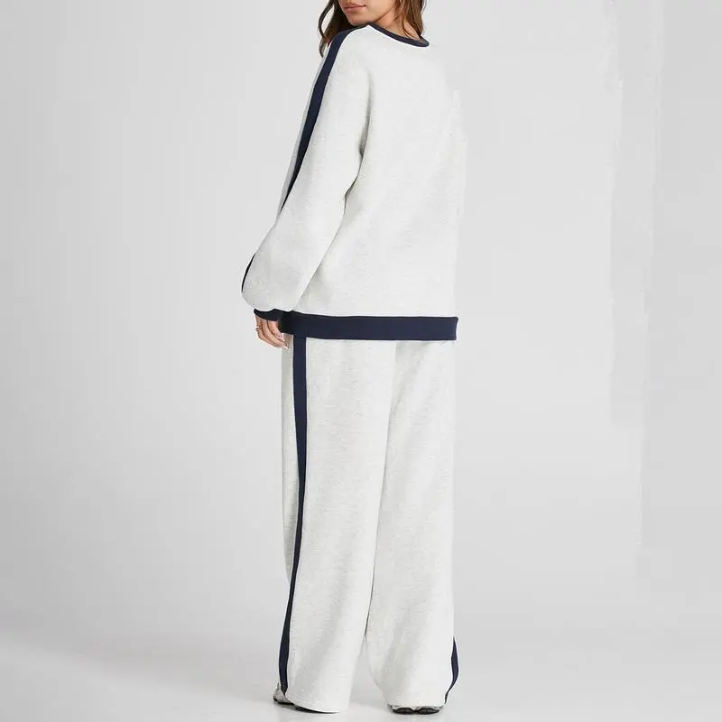 Women's 2-Piece Fleece Lounge Set – Cozy Crewneck Sweatshirt & Straight-Leg Sweatpants.