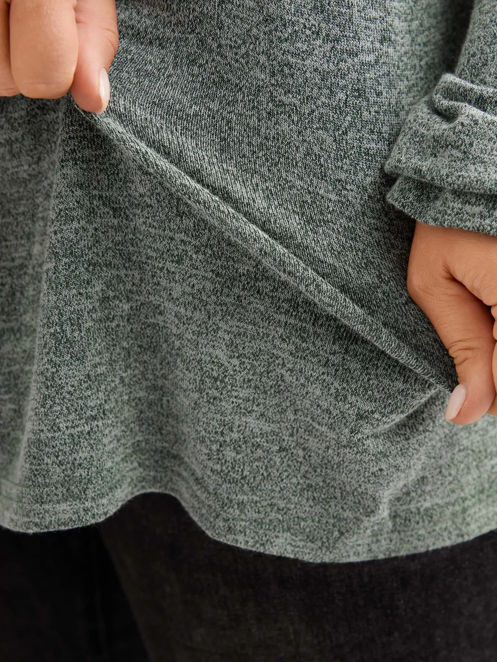 Round Neck Heather Pleated T-shirt