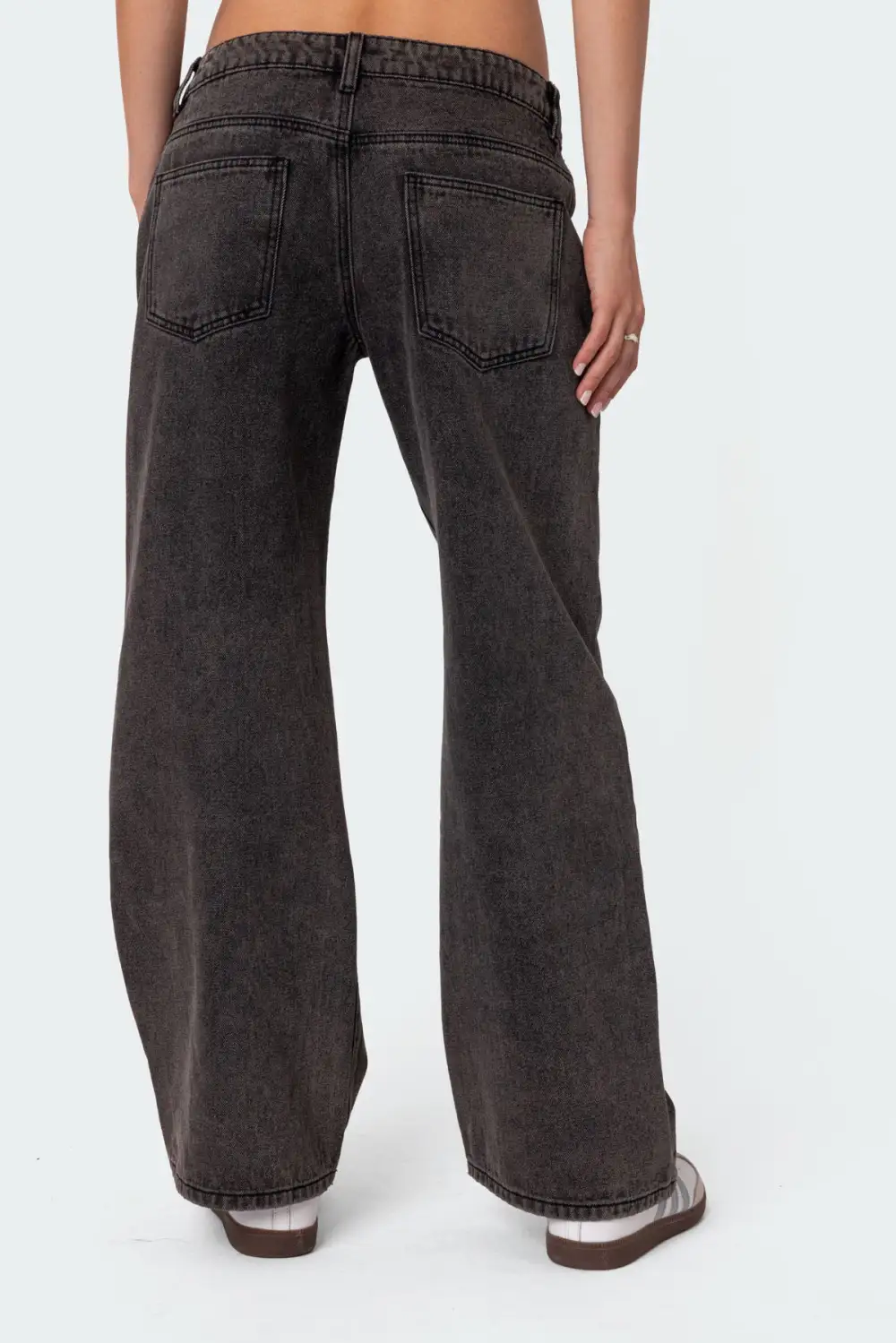 Petite Raelynn Washed Low Rise Jeans