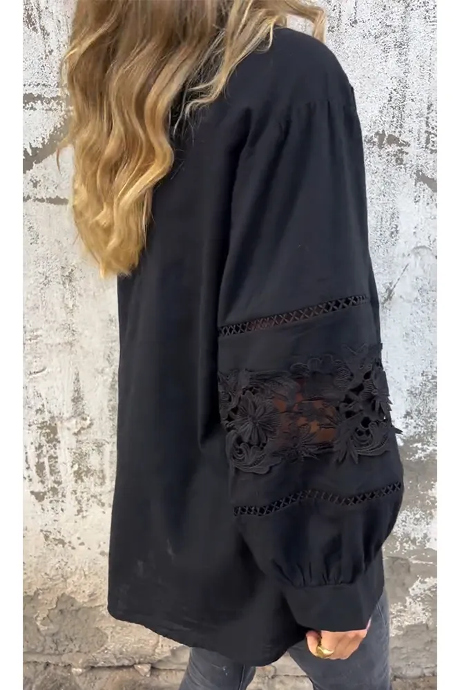 Women's Cotton And Linen Hollow Flower Pattern Shirt