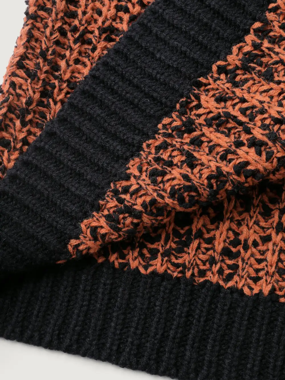 Textured Color Contrast Edges Pockets Cardigan