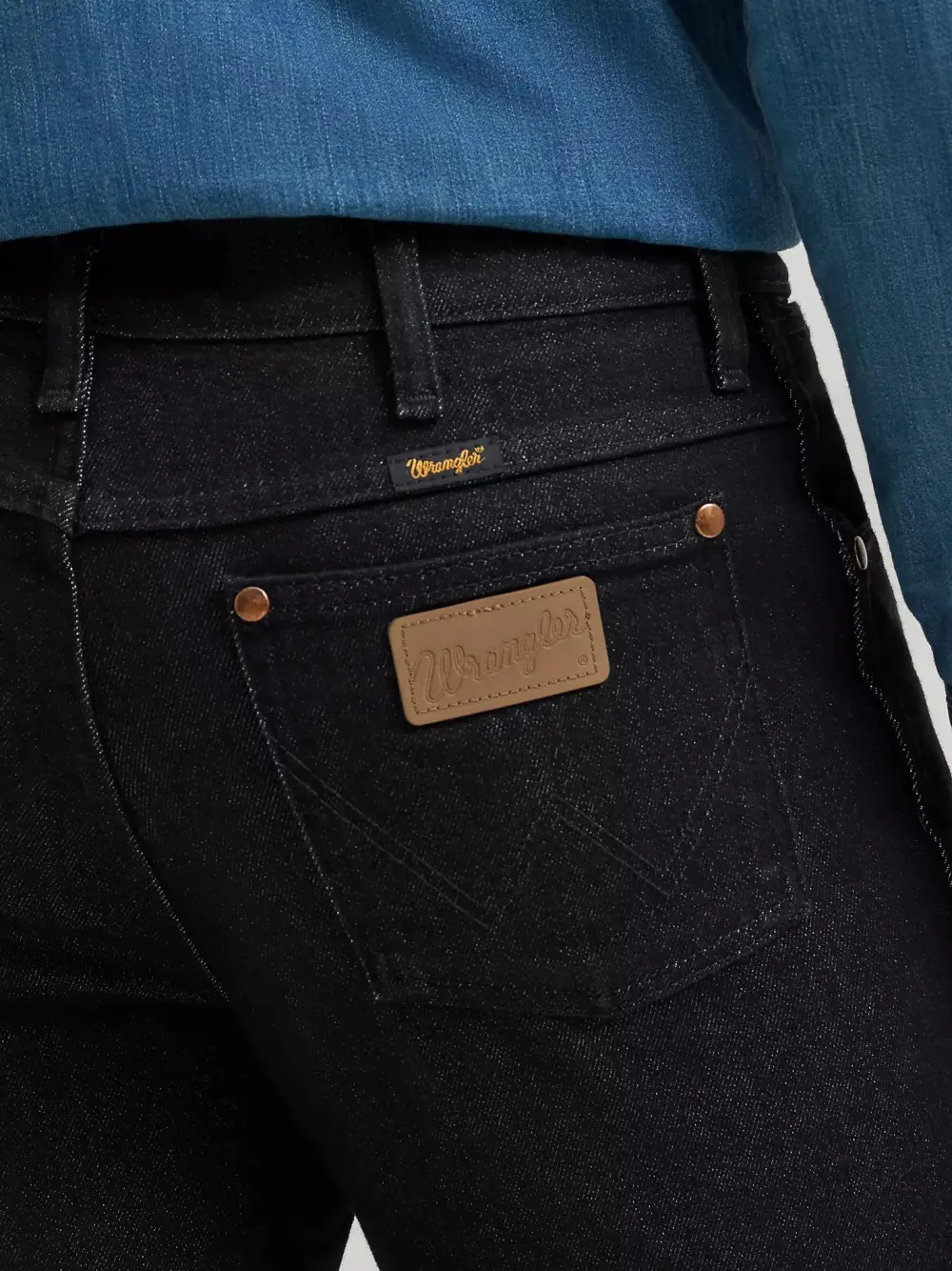 WRANGLER COWBOY CUT STRETCH SLIM FIT JEAN IN INDIGO STRETCH