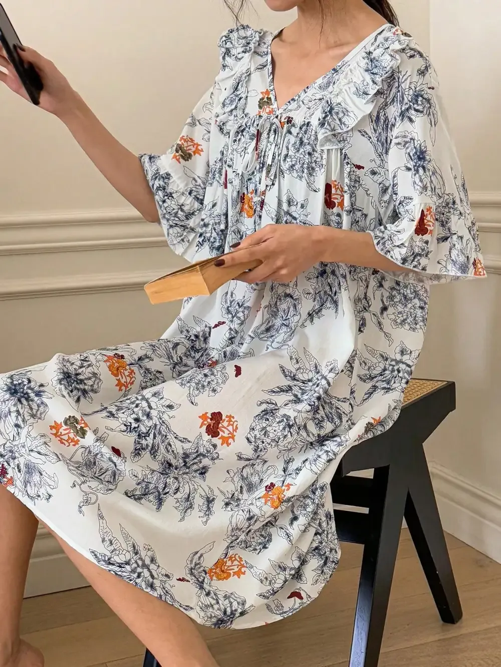 DAZY Women's Ruffle Hem Printed Nightgown