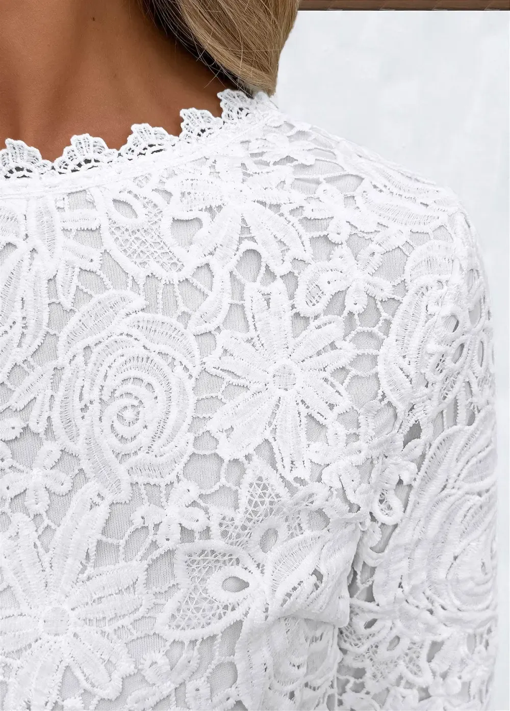 White Embroidery Long Sleeve Round Neck T Shirt