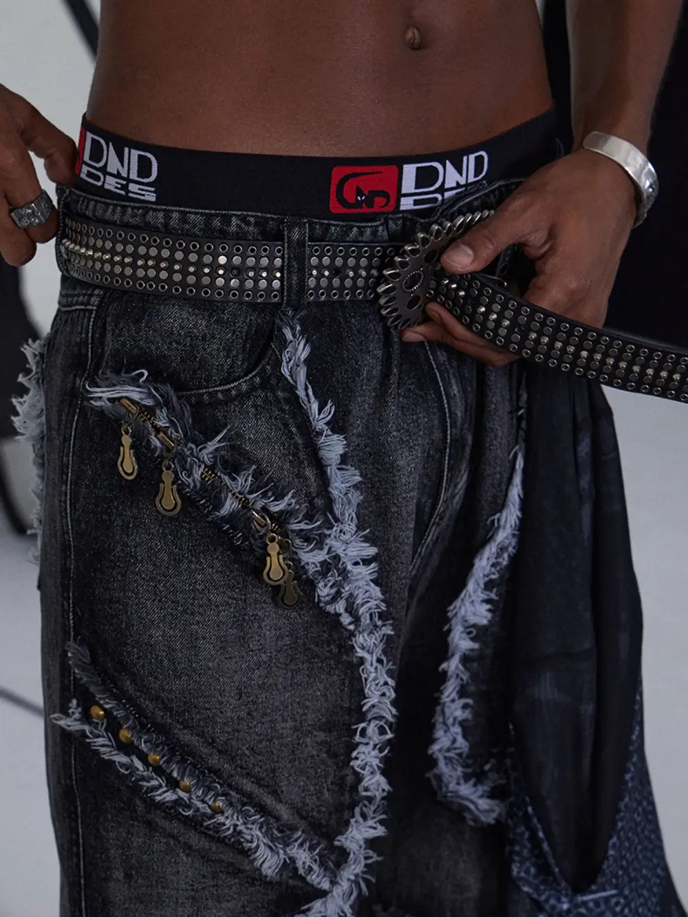 Retro Multi-Pull Washed Distressed Tassel Jeans - 2097