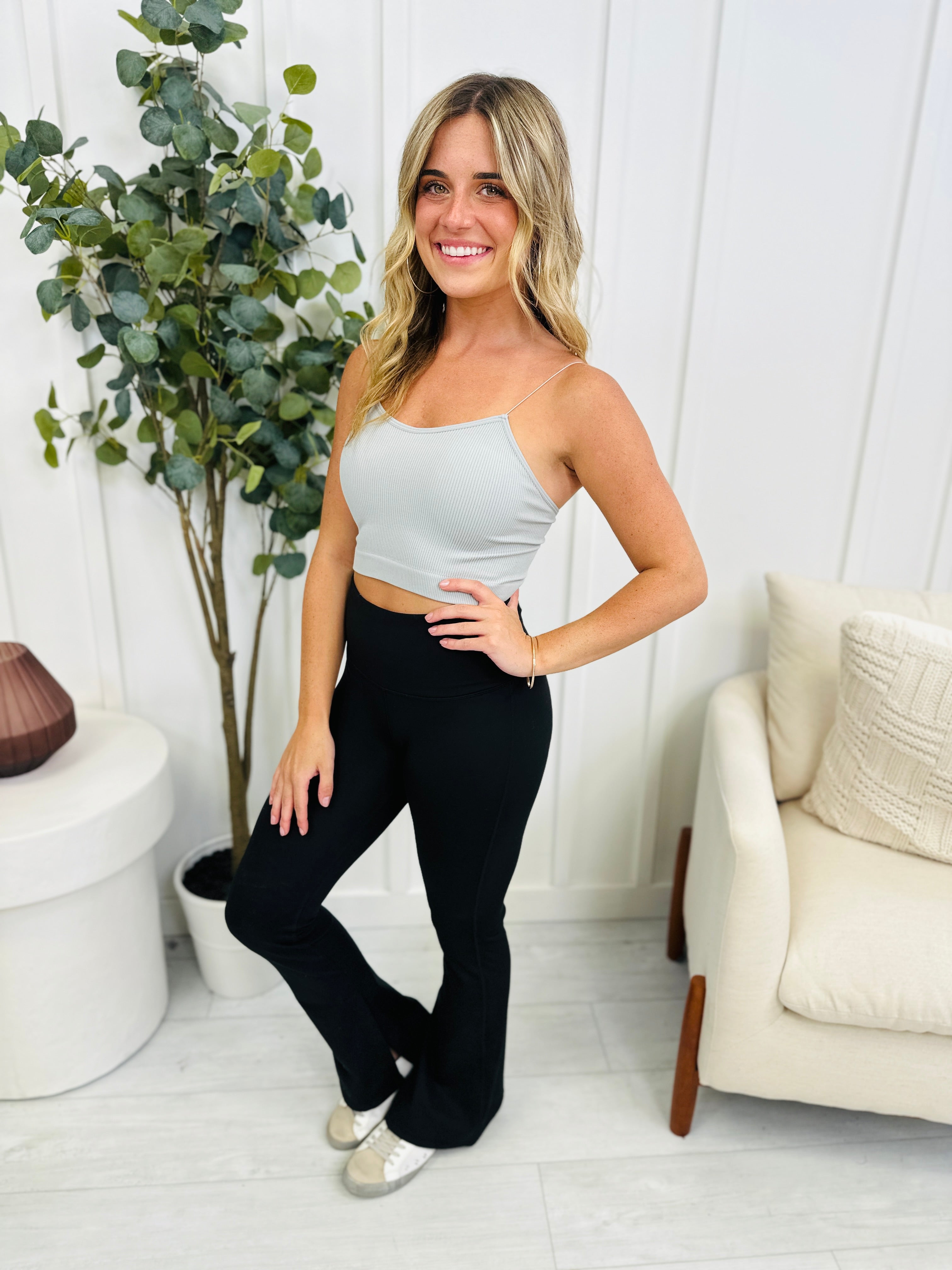Solid Button Fly High Waist Capri Jeans