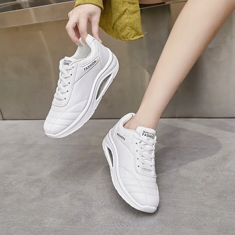 Breathable Casual Outdoor Light Weight Walking Sneakers RS16