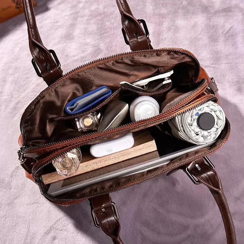Vintage leather bag