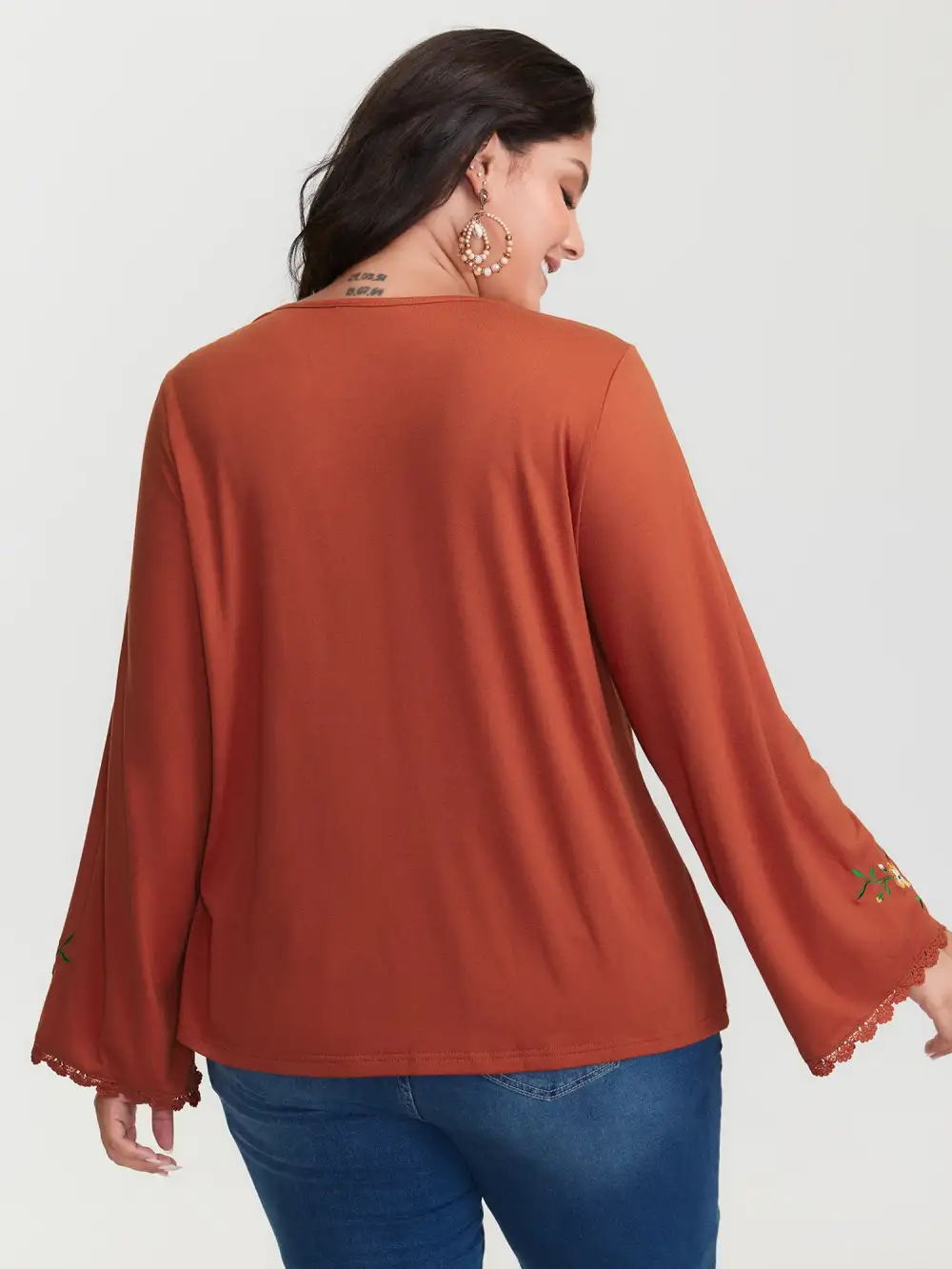 Floral Embroidered Lace Knit T-Shirt