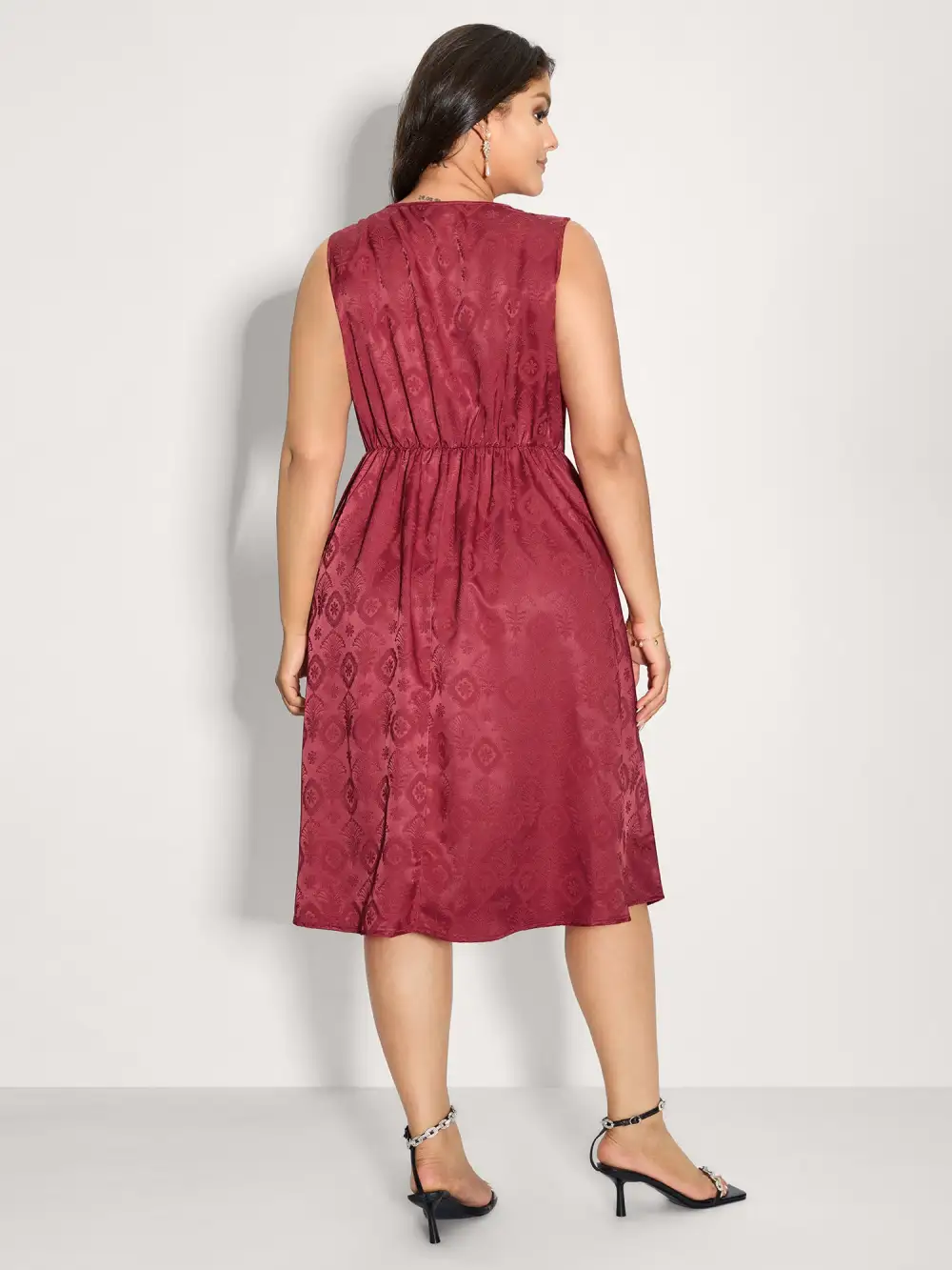 Textured Pleated Waist-Defining Midi Dress