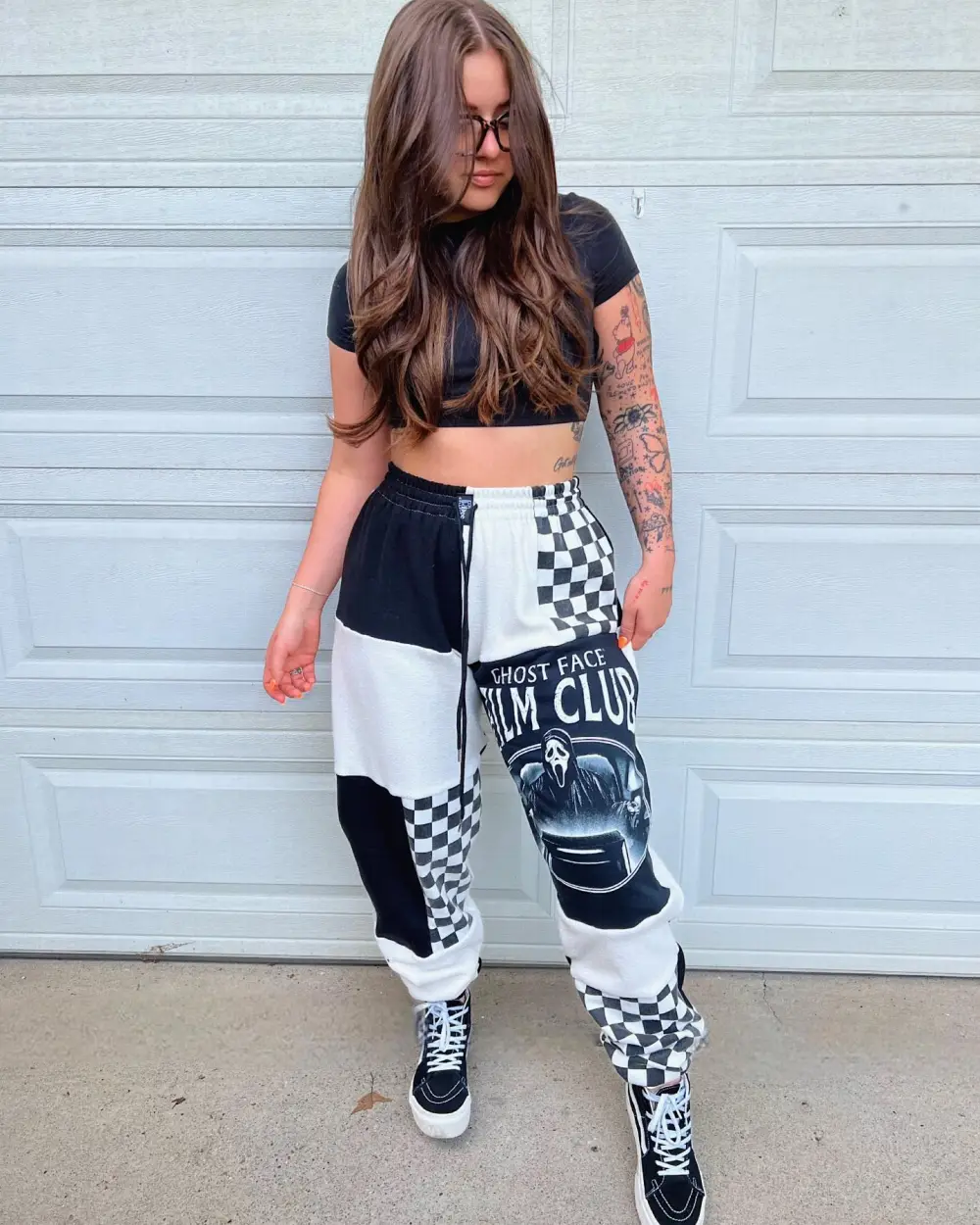 Grey sweatpants how perfect and cozy piece for your Halloween day