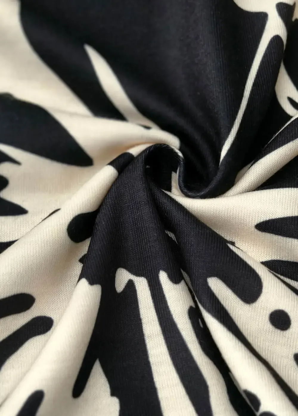 Black Leaf Print Short Sleeveless Round Neck Dress