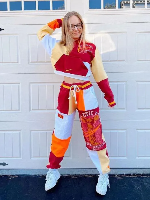 Orange 2 piece set tops and bottoms how perfect and cozy piece for your Halloween day