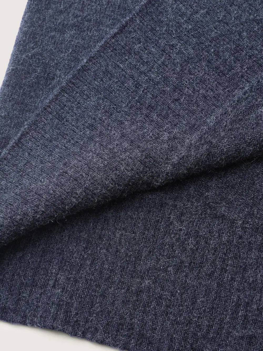 Straight-Sleeve Hooded Solid Pullover