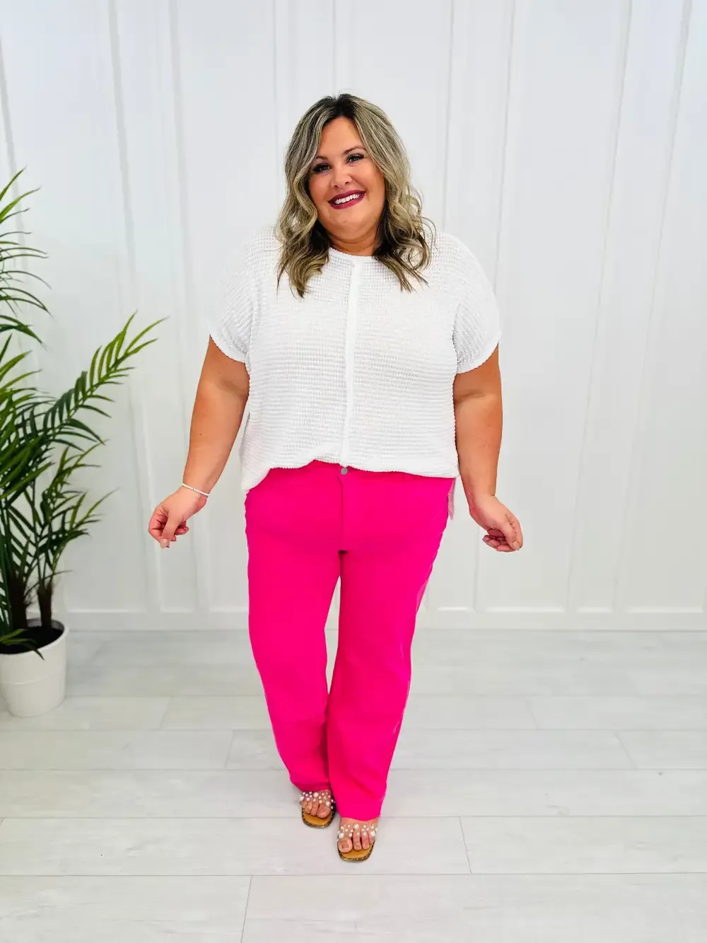 Judy Blue Passionate About Pink Straight Leg Jeans in Reg/Curvy